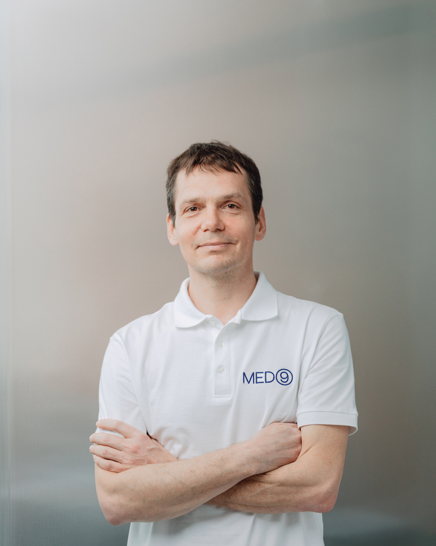 Prim. Assoc. Prof. Priv.-Doz. Dr. Christian DORFER, MBA